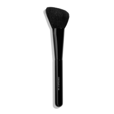 CHANEL | Les Pinceaux de Chanel Contouring Brush N°109